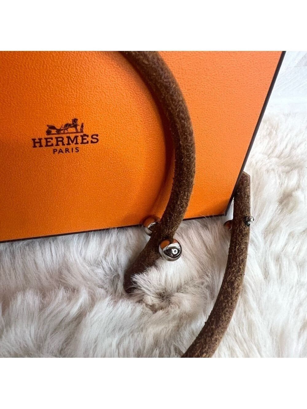 HERMES LEATHER BANGLE UNISEX BRACELET WITH BOX - Picture 11 of 15